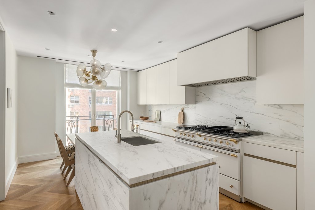 1228 Madison Avenue, Unit 7 photo 5