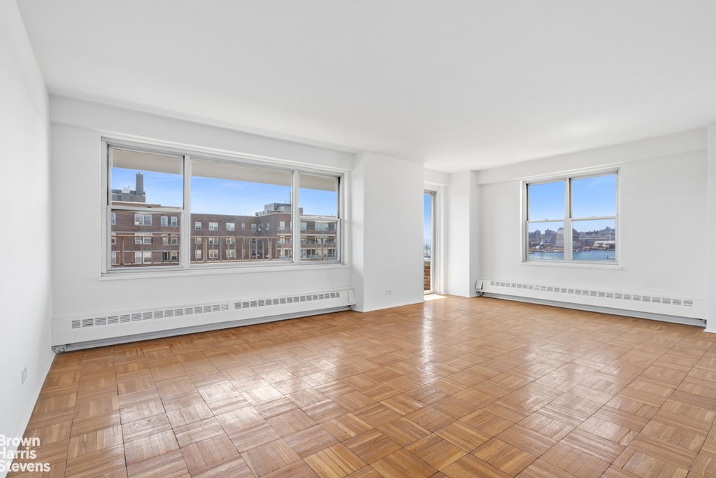 577 Grand Street, Unit F1904