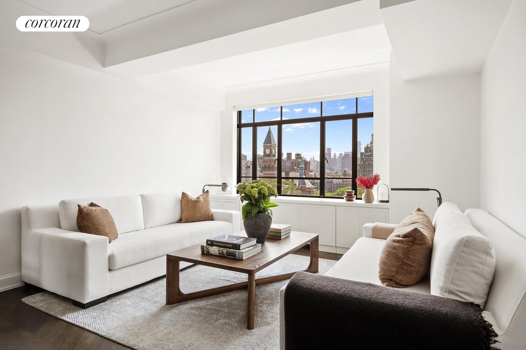 130 West 12th Street, Unit 10D photo 2