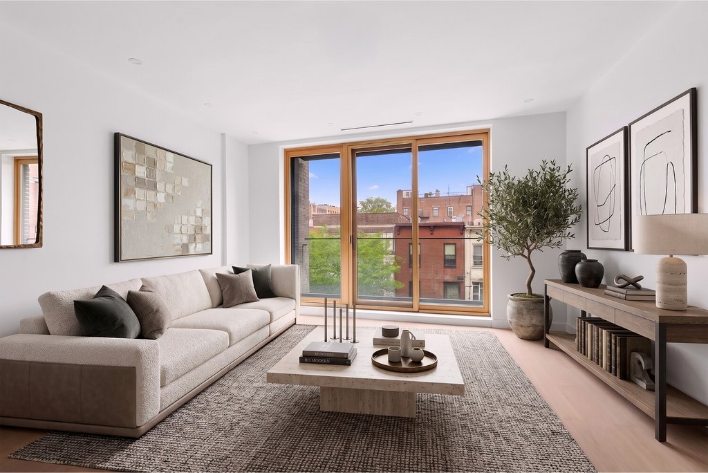 19 North Henry Street, Unit 3F