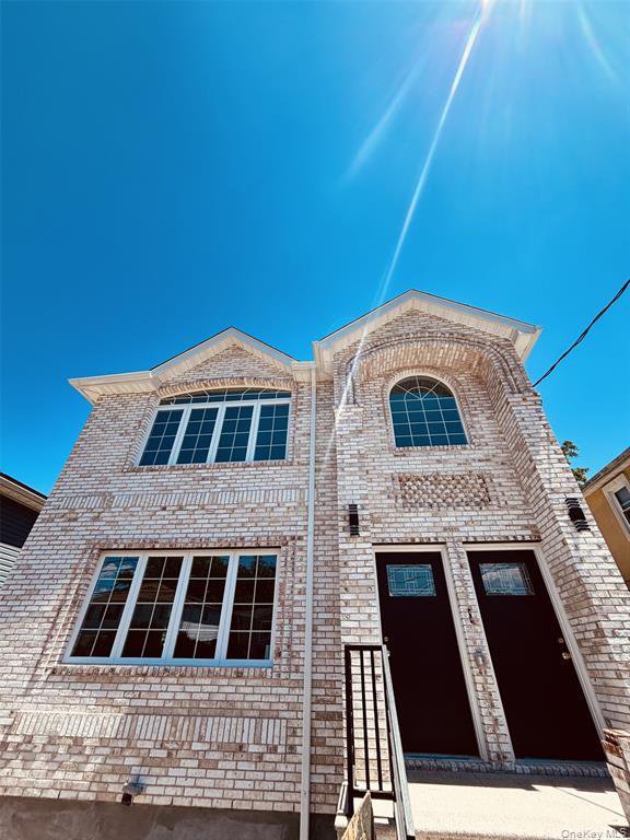 122-21 Long Street