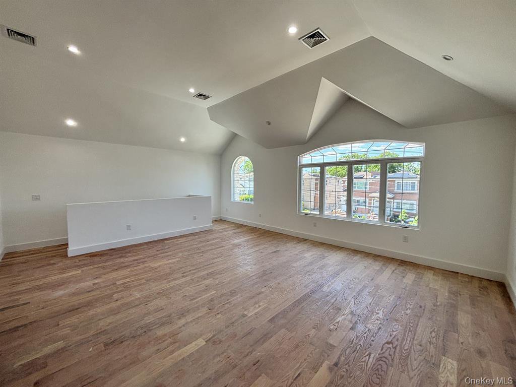 122-21 Long Street – For Sale photo 12