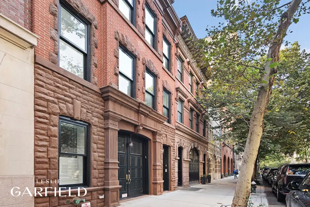 180 East 73rd Street – For Sale photo 2