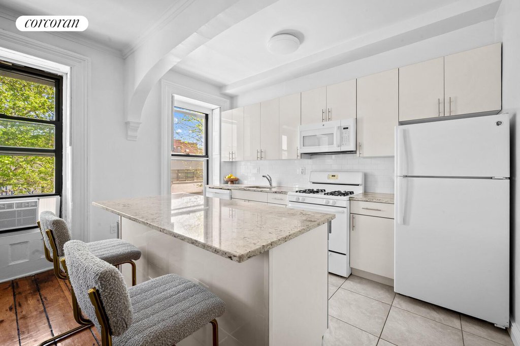 92 Fort Greene Place – For Sale photo 3