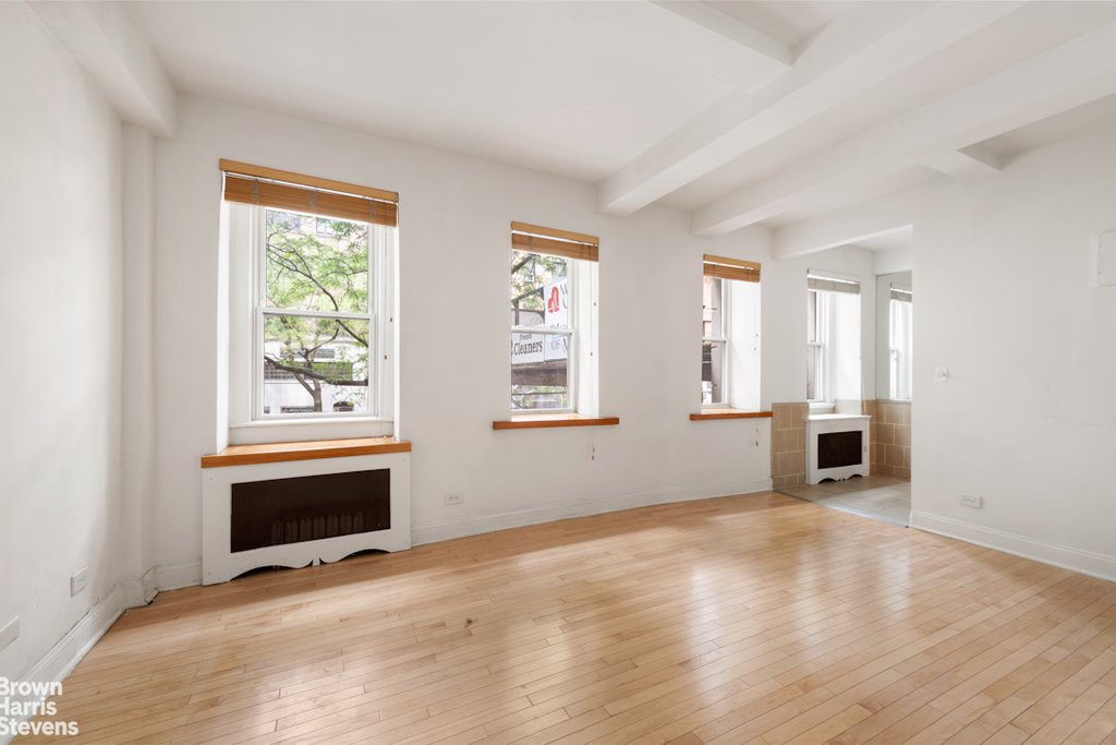 116 West 72nd Street, Unit 2B photo 2