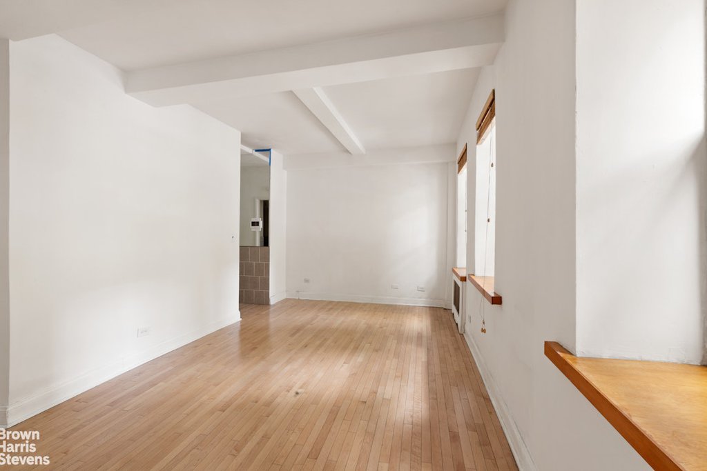116 West 72nd Street, Unit 2B photo 4