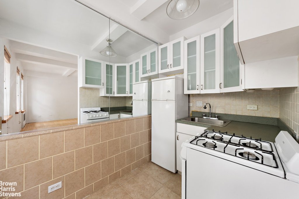 116 West 72nd Street, Unit 2B photo 5