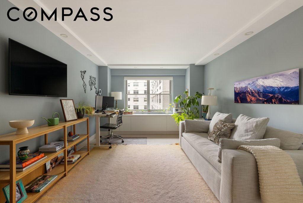 70 East 10th Street, Unit 7A photo 9