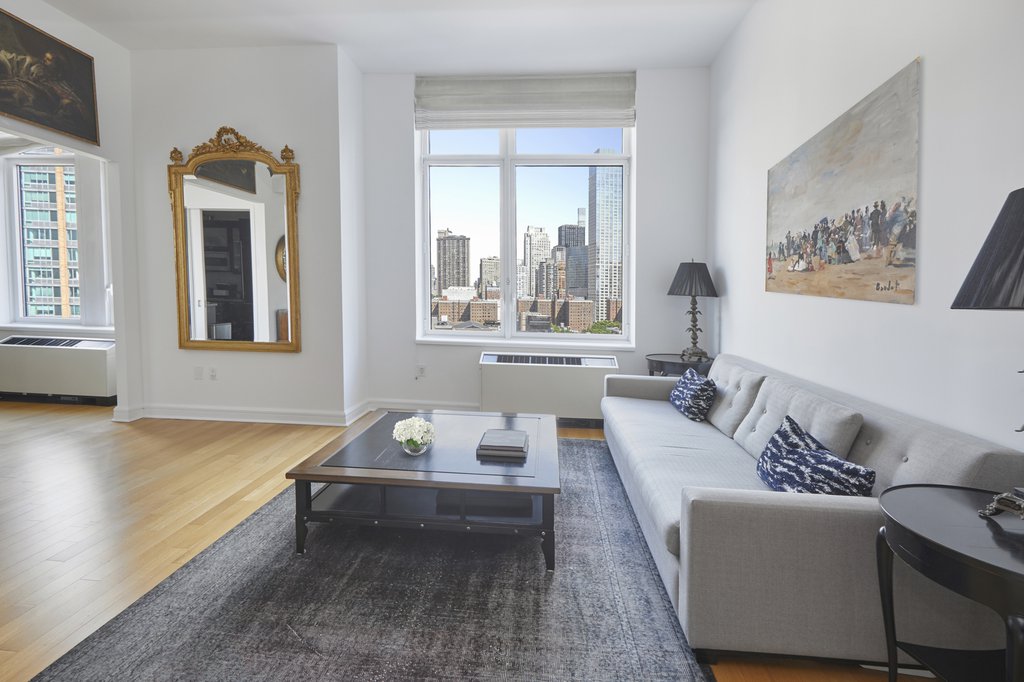 80 Riverside Boulevard, Unit 19B photo 4