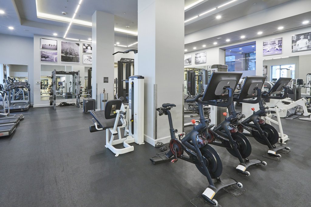 80 Riverside Boulevard, Unit 19B photo 11