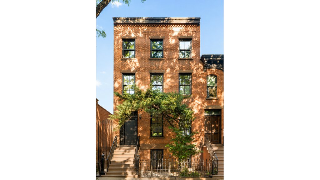 159 Bond Street – For Sale photo 31