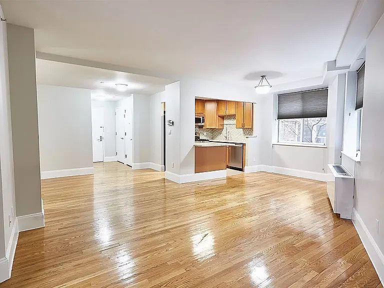 116-11 Curzon Road, Unit 3B