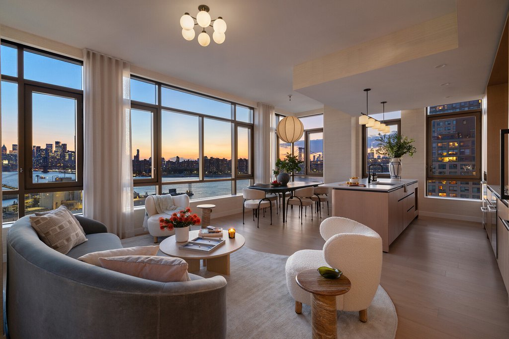 480 Kent Avenue, Unit 15C