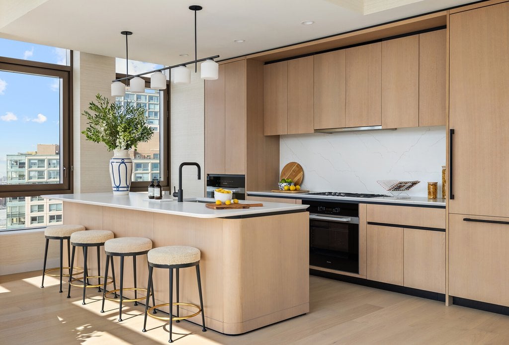 480 Kent Avenue, Unit 15C photo 3