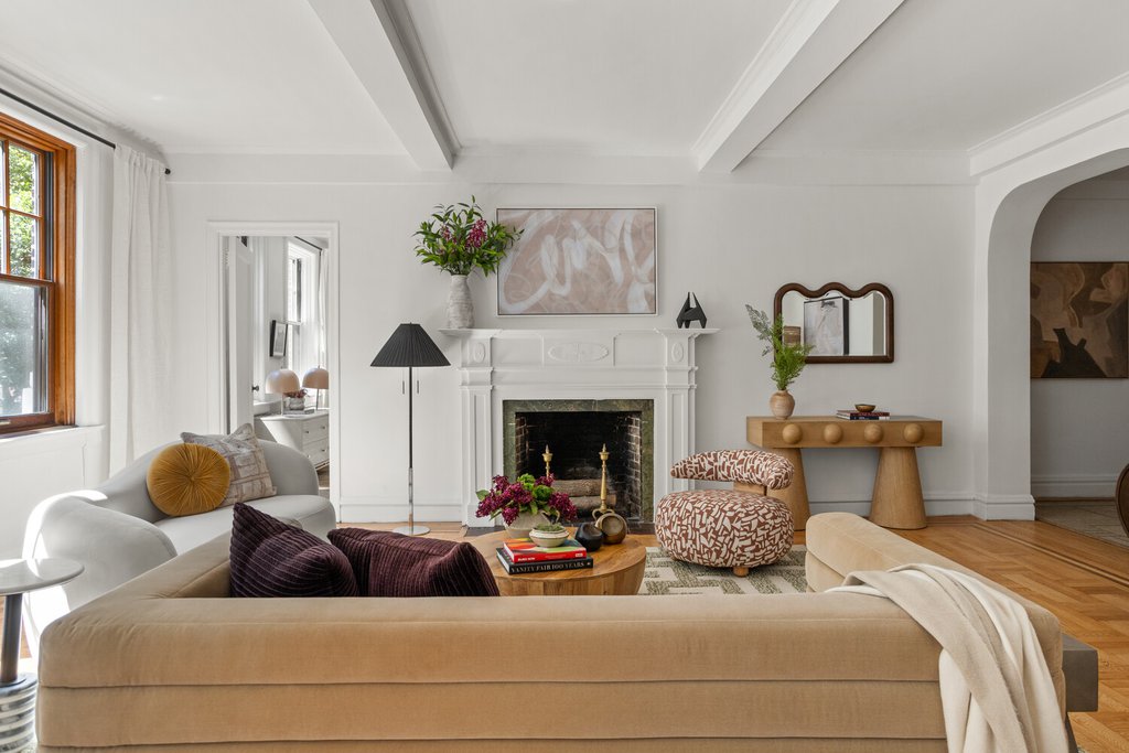 32 Washington Square West, Unit 3E photo 3