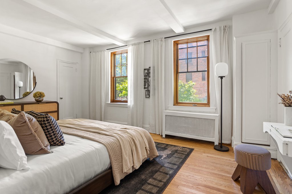 32 Washington Square West, Unit 3E photo 7