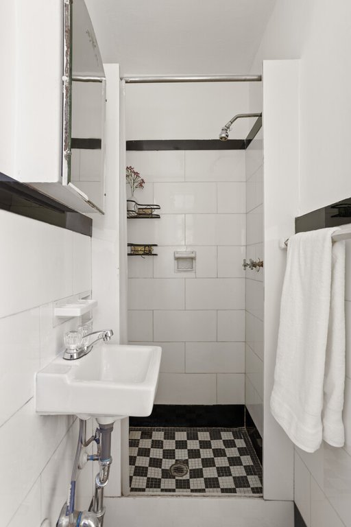 32 Washington Square West, Unit 3E photo 8