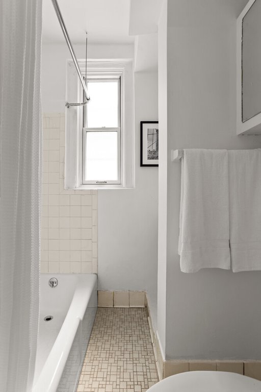 32 Washington Square West, Unit 3E photo 11