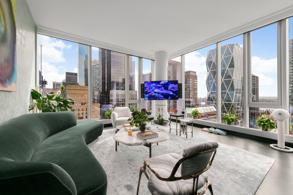 217 West 57th Street, Unit 33F