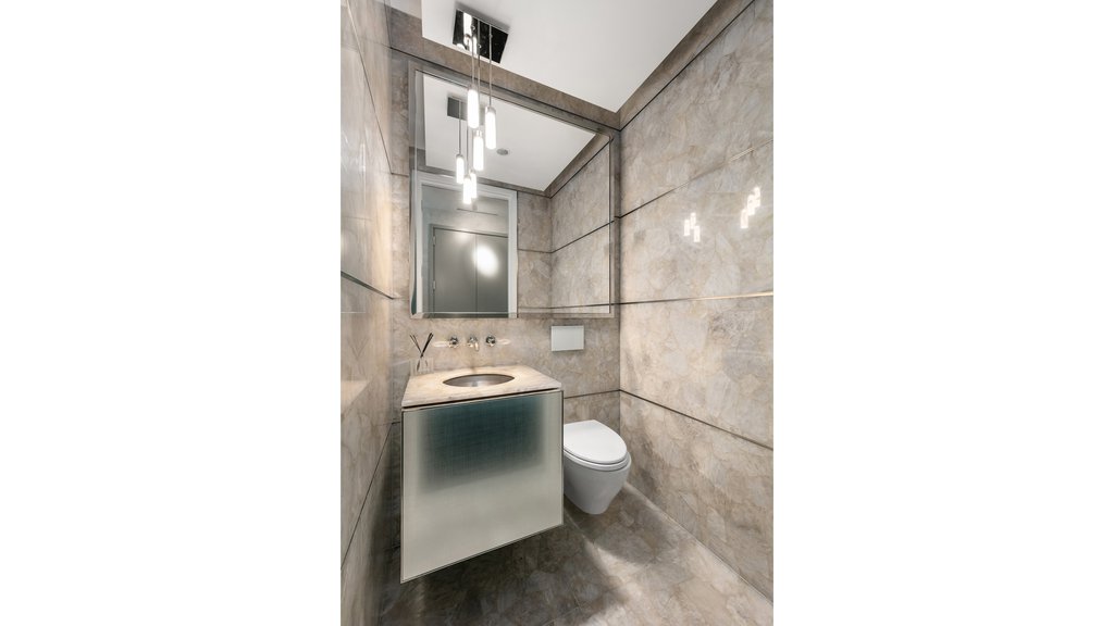 217 West 57th Street, Unit 33F photo 11