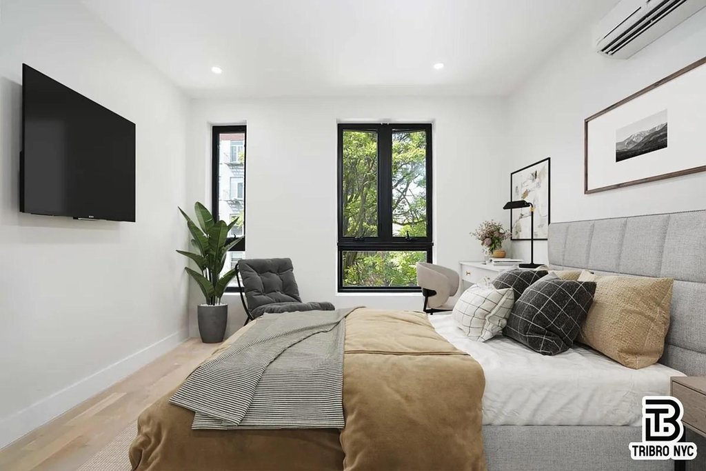 141 Meserole Street, Unit 2R photo 3