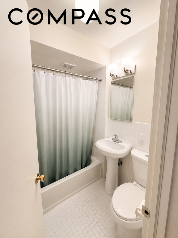 132 Remsen Street, Unit 8 photo 8