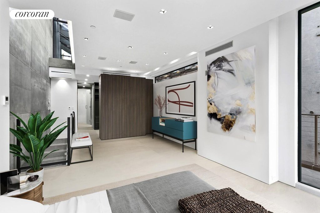 35 Walker Street, Unit PH photo 6