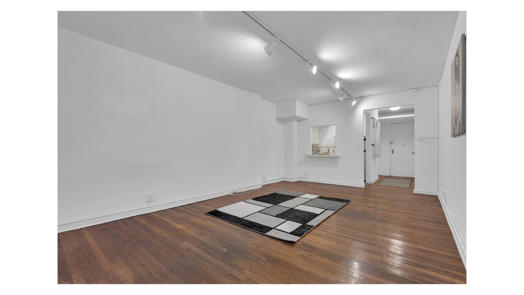 30 East 22nd Street, Unit 4C photo 4