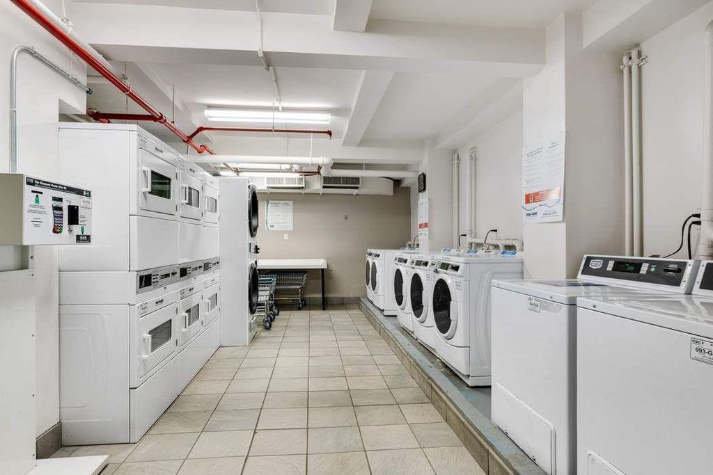 230 Riverside Drive, Unit 15G photo 20