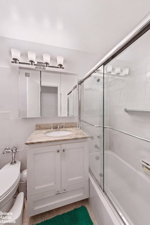 77 Seventh Avenue, Unit 6P photo 15