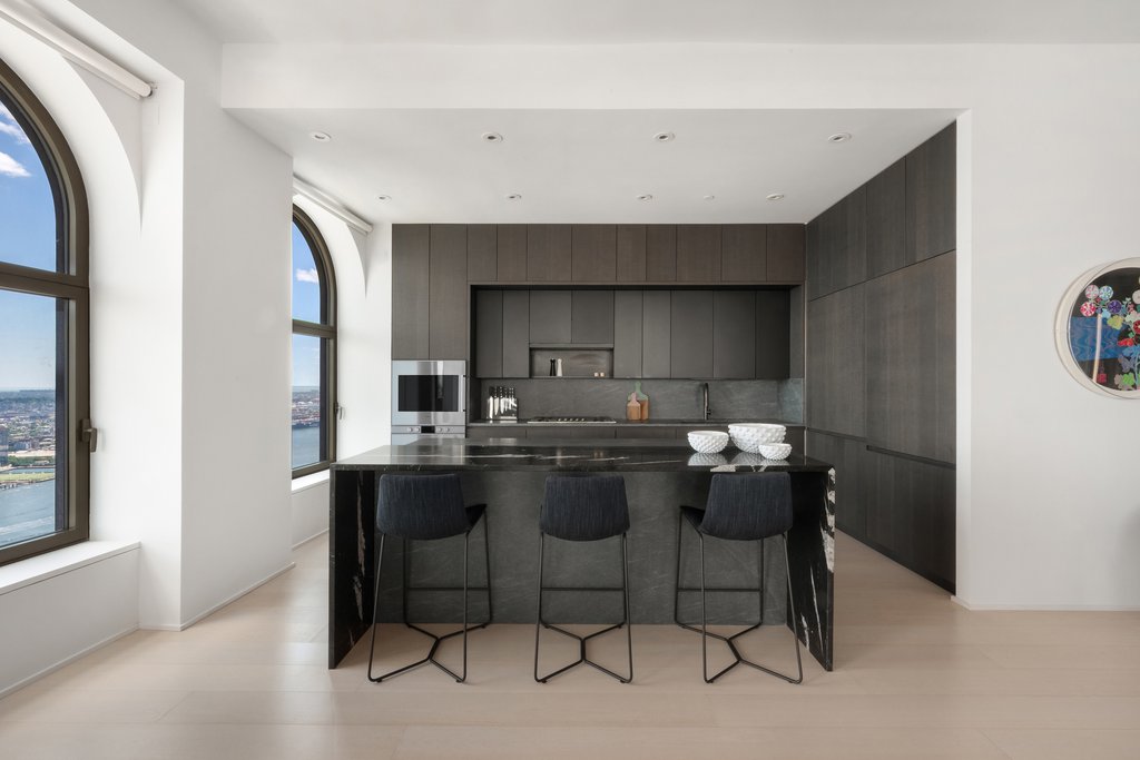 130 William Street, Unit PH62A photo 8