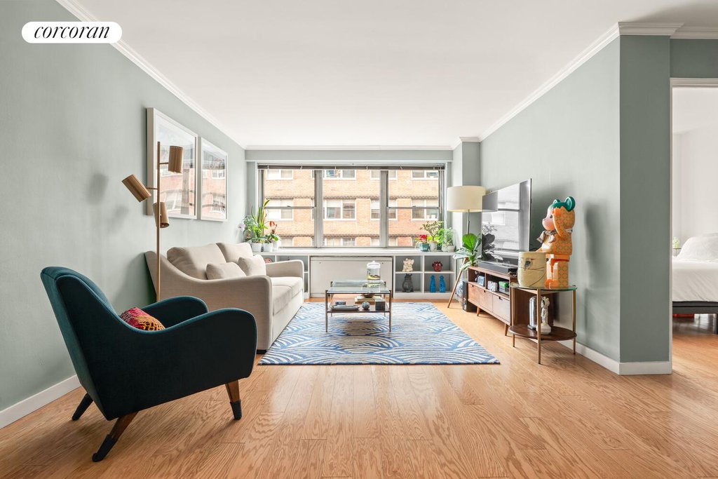 10 West 15th Street, Unit 1021