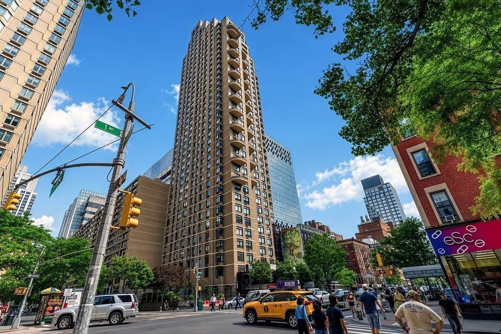 400 East 70th Street, Unit 3501 photo 20