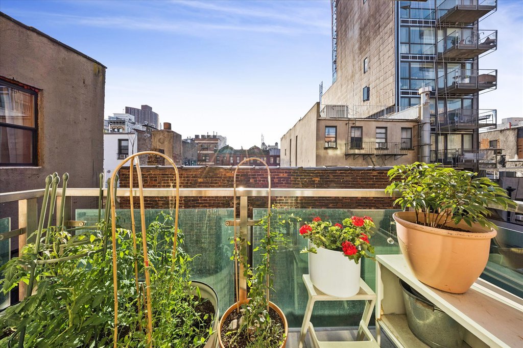 21 Ludlow Street, Unit 5C photo 3