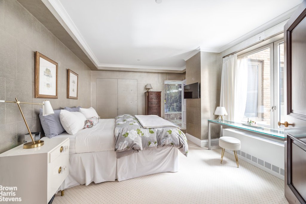 502 Park Avenue, Unit 11A photo 5