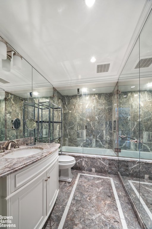 502 Park Avenue, Unit 11A photo 8