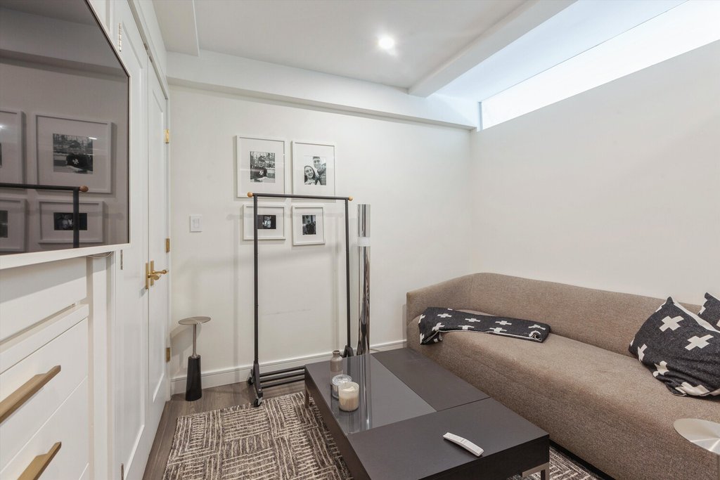 230 East 50th Street, Unit 3A photo 12