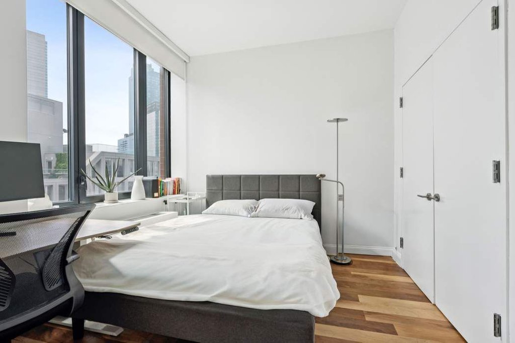 42-14 Crescent Street, Unit 10D photo 4