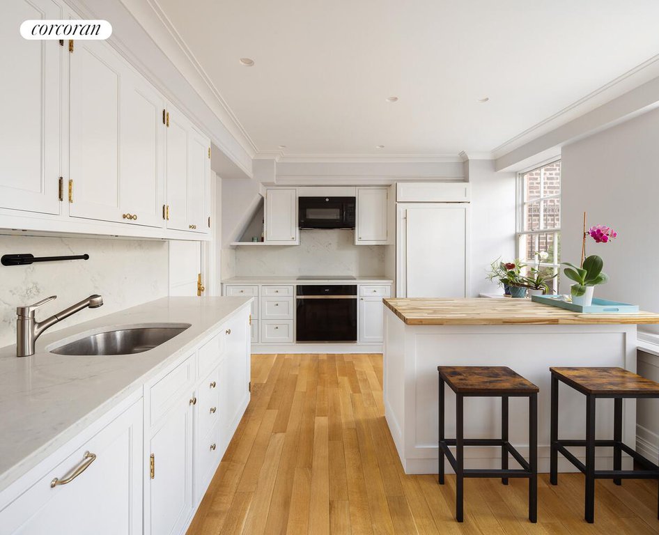 52 East 72nd Street, Unit PHA photo 6