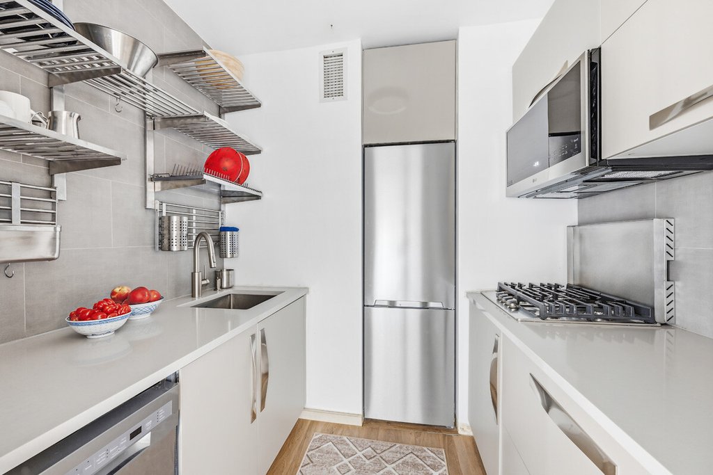 303 East 57th Street, Unit 24A photo 9