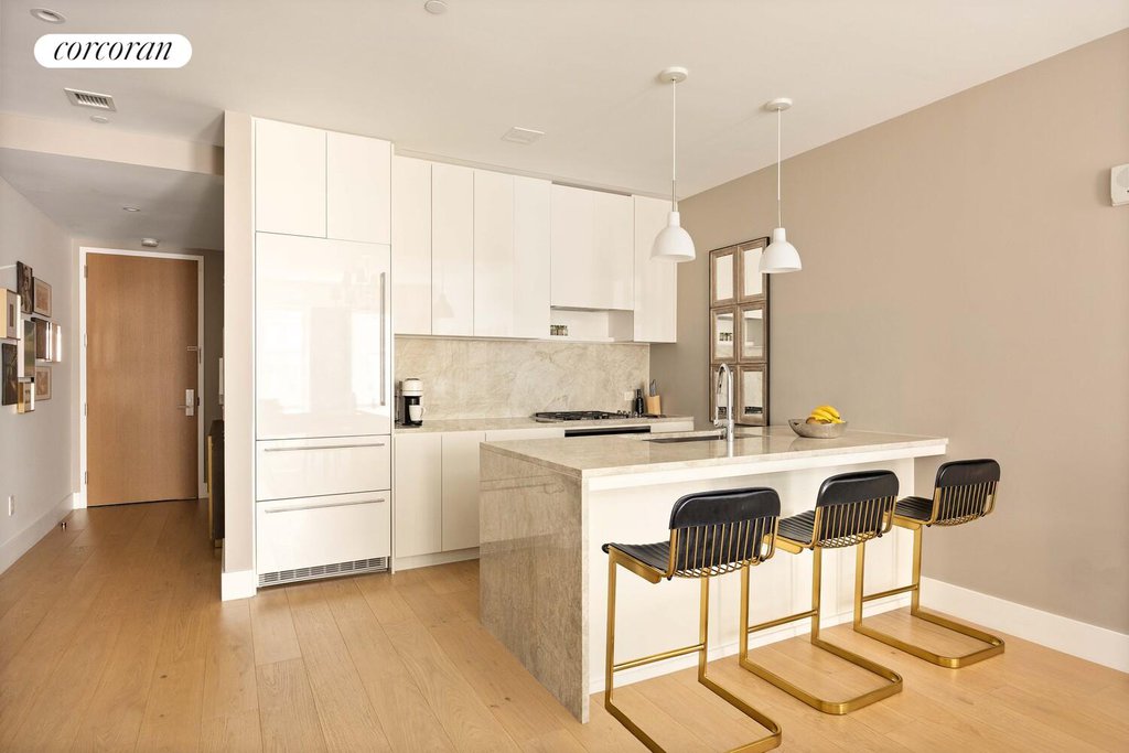 15 West 61st Street, Unit 5L photo 20