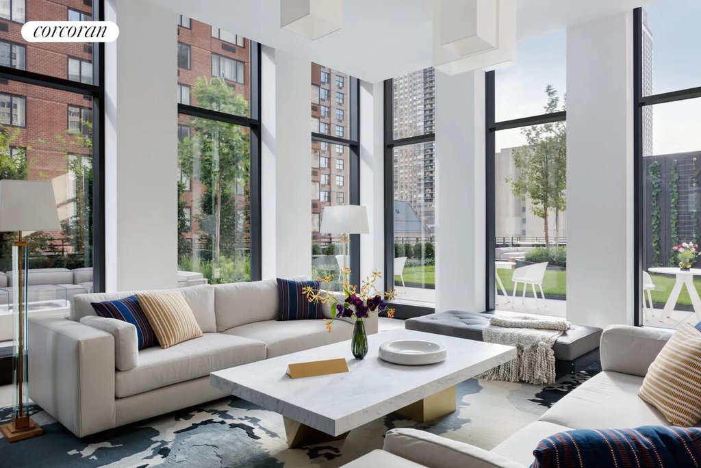 15 West 61st Street, Unit 5L photo 21