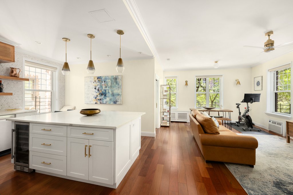 370 Central Park West, Unit 311 photo 3