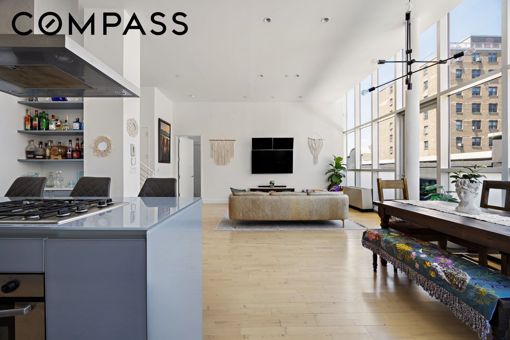 420 West 25th Street, Unit PH9C photo 6
