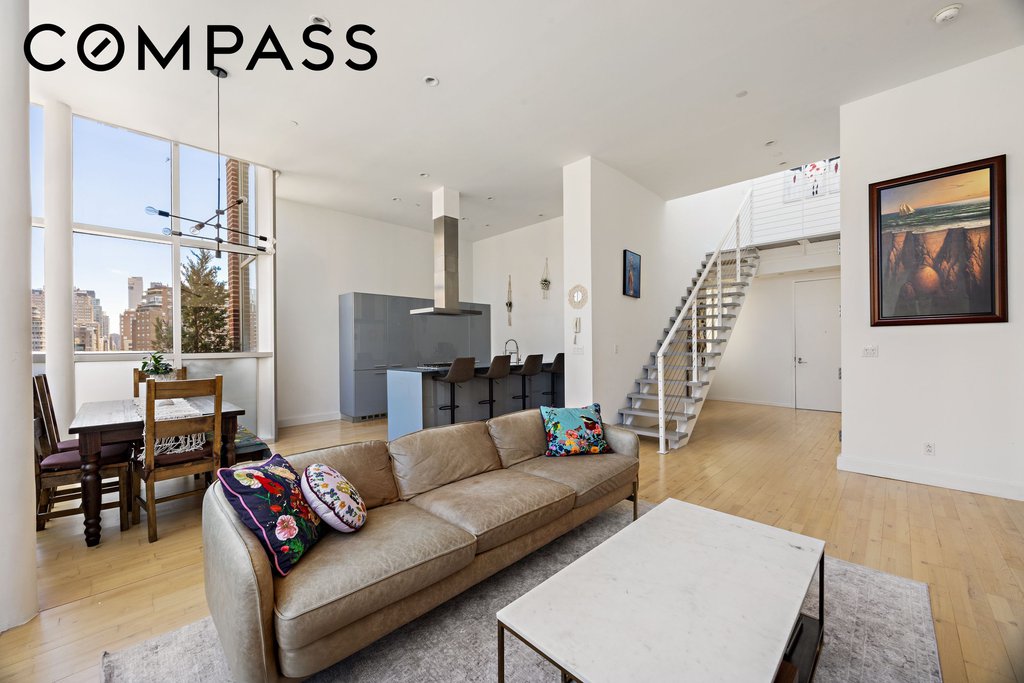 420 West 25th Street, Unit PH9C photo 9
