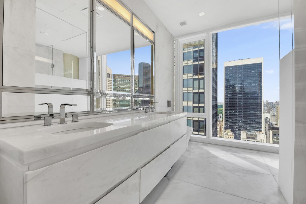 20 West 53rd Street, Unit 32B photo 5