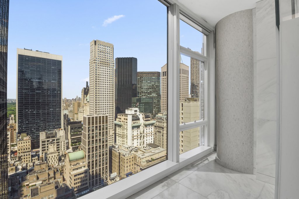 20 West 53rd Street, Unit 32B photo 6