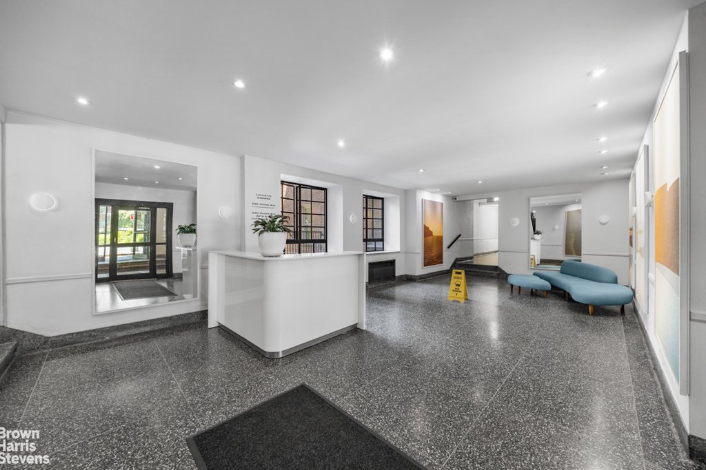 340 Haven Avenue, Unit 1S photo 13