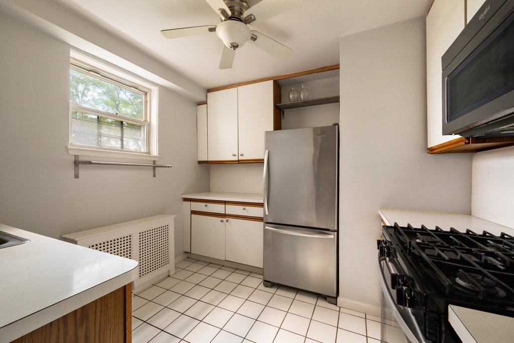5800 Arlington Avenue, Unit 3F photo 4