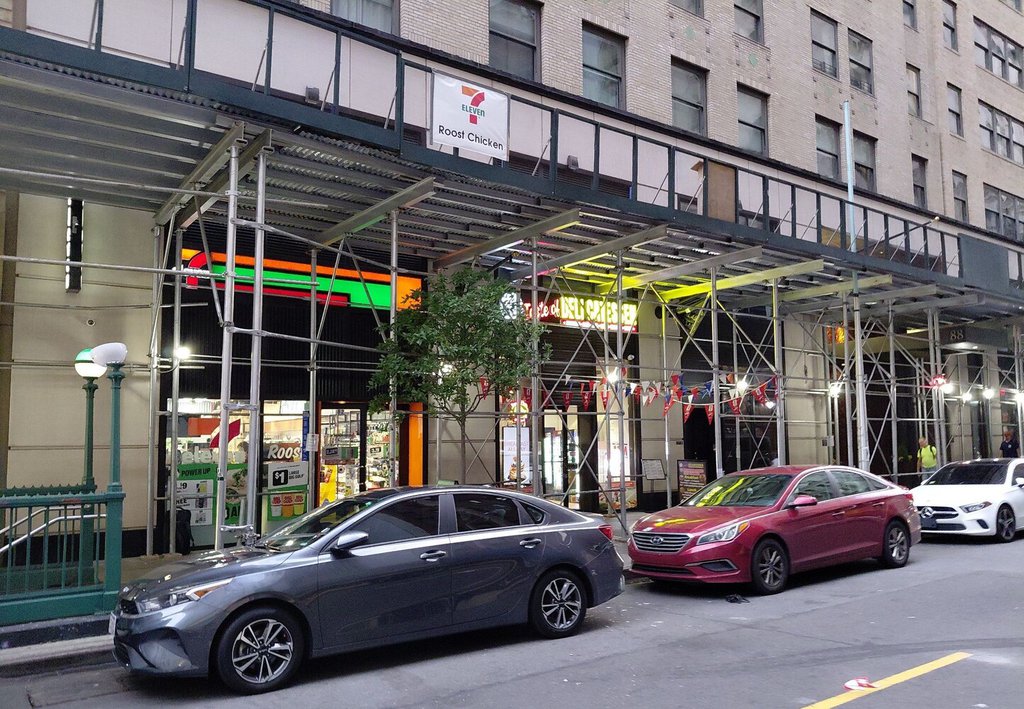 88 Greenwich Street, Unit 1122 photo 2